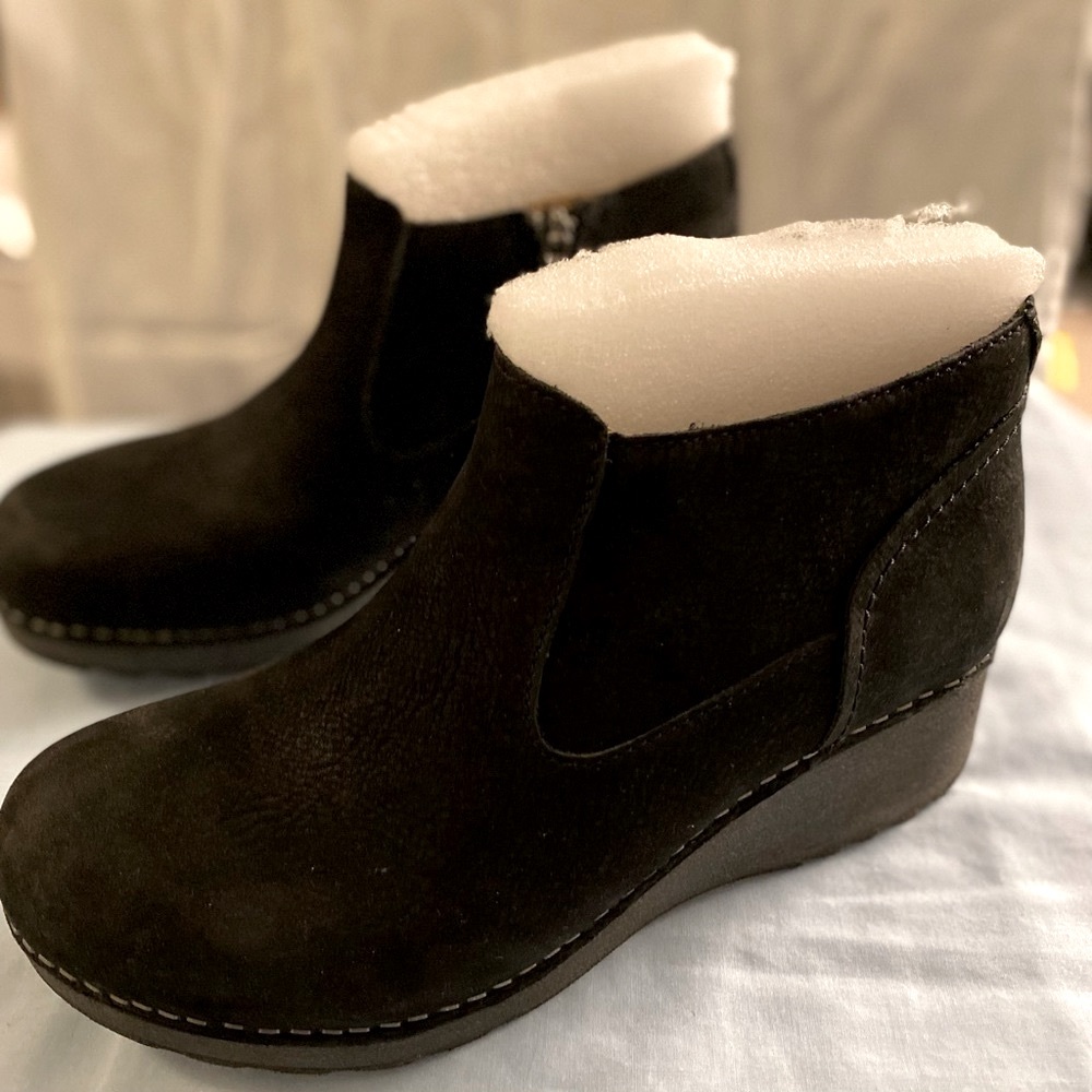 Dansko Charlene wedge black booties boots 38 Size 8-8.5